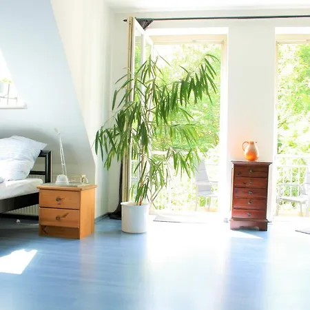 Zentrale Anker Im Sonnenblumenhaus アパート フレンスブルク