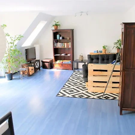 Zentrale Anker Im Sonnenblumenhaus